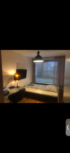 Gemütliches Zimmer mit Garten und Fitnessstudio